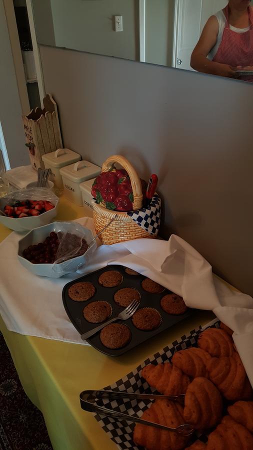 Adam Bed & Breakfast 3*