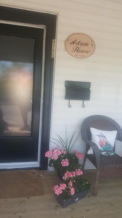 Adam Bed & Breakfast Niagara Falls