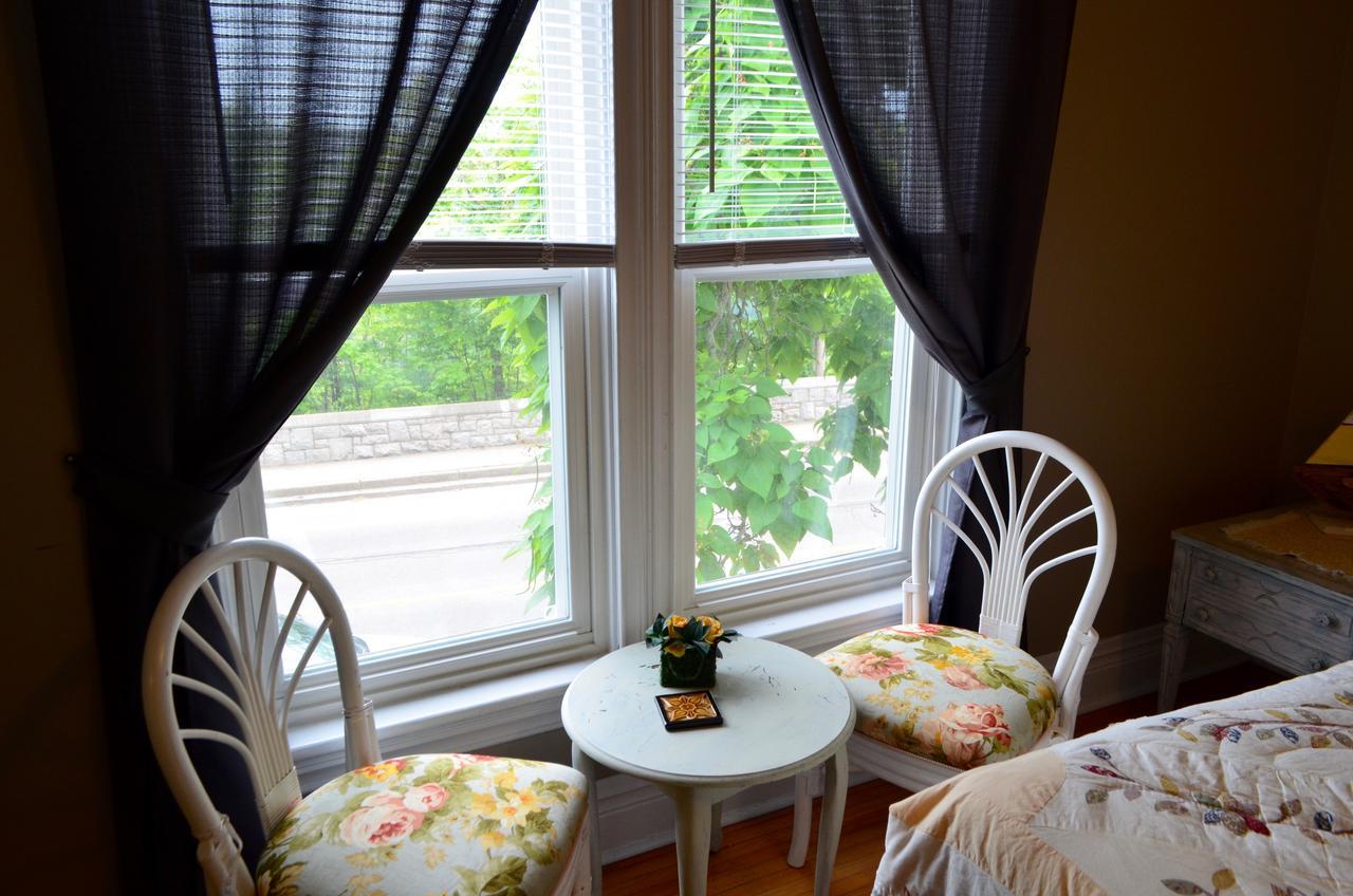 Adam Bed & Breakfast Niagara Falls