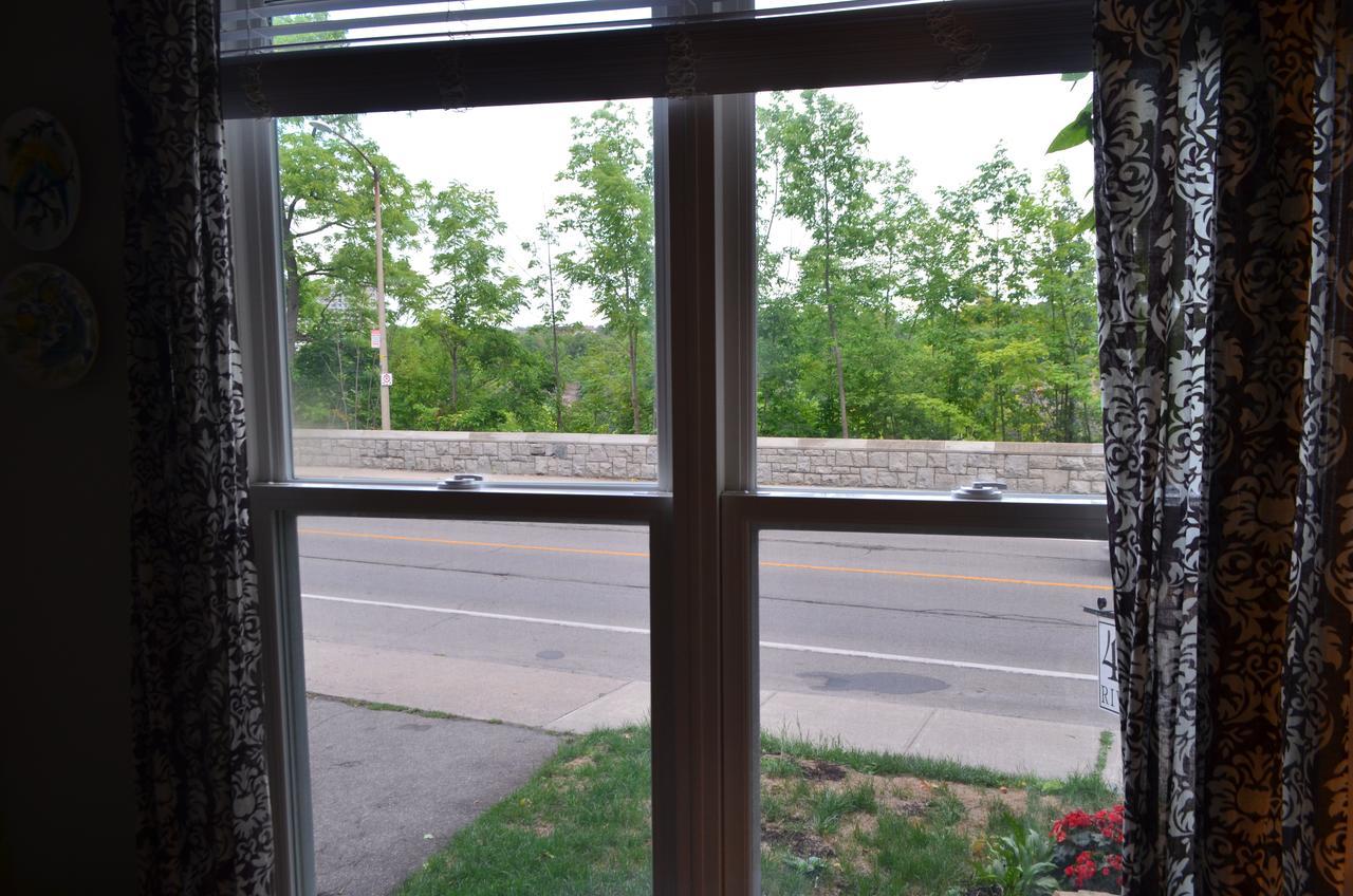 Adam Bed & Breakfast 3*