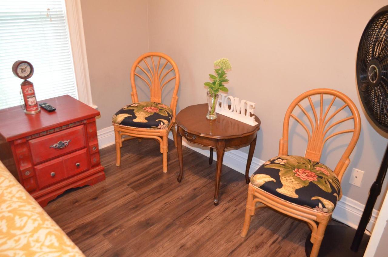 Adam Bed & Breakfast Niagara Falls